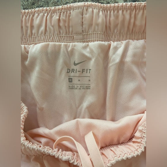 Nike Running Shorts - Picture 2 of 4